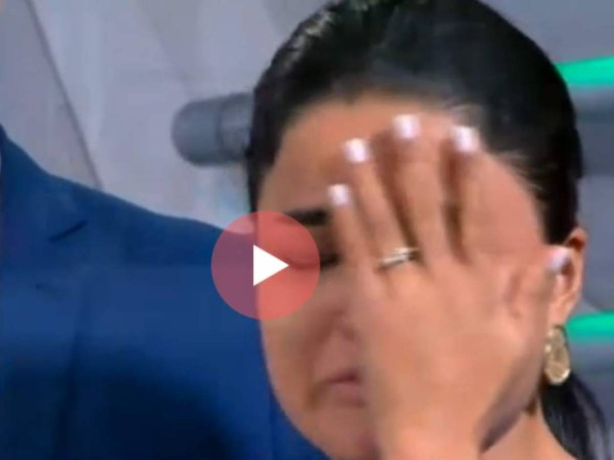 Ariela Cáceres se derrumba en llanto en pleno set de televisión tras la muerte de Igor Padilla